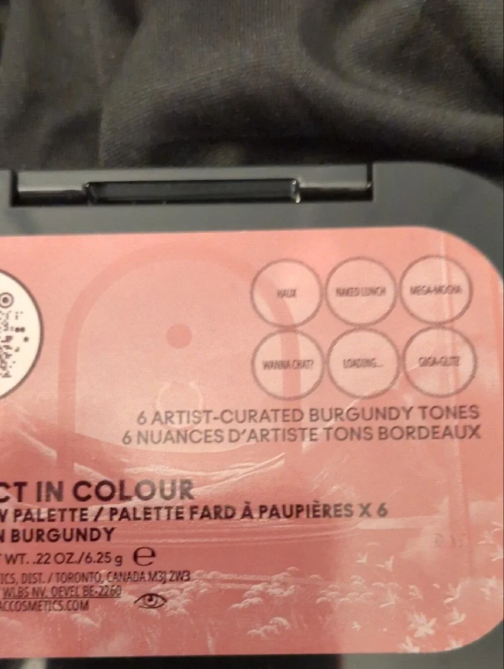 MAC Connecting in Colour Eyeshadow Palette